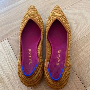 Rothy’s The Point Holden Zebra. 7.5